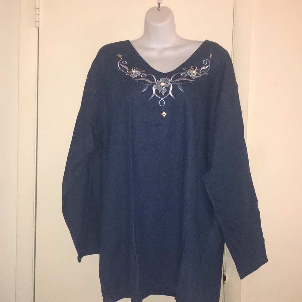 🎉PRICE DROP🎉 New Denim Embellished Tunic 🛍